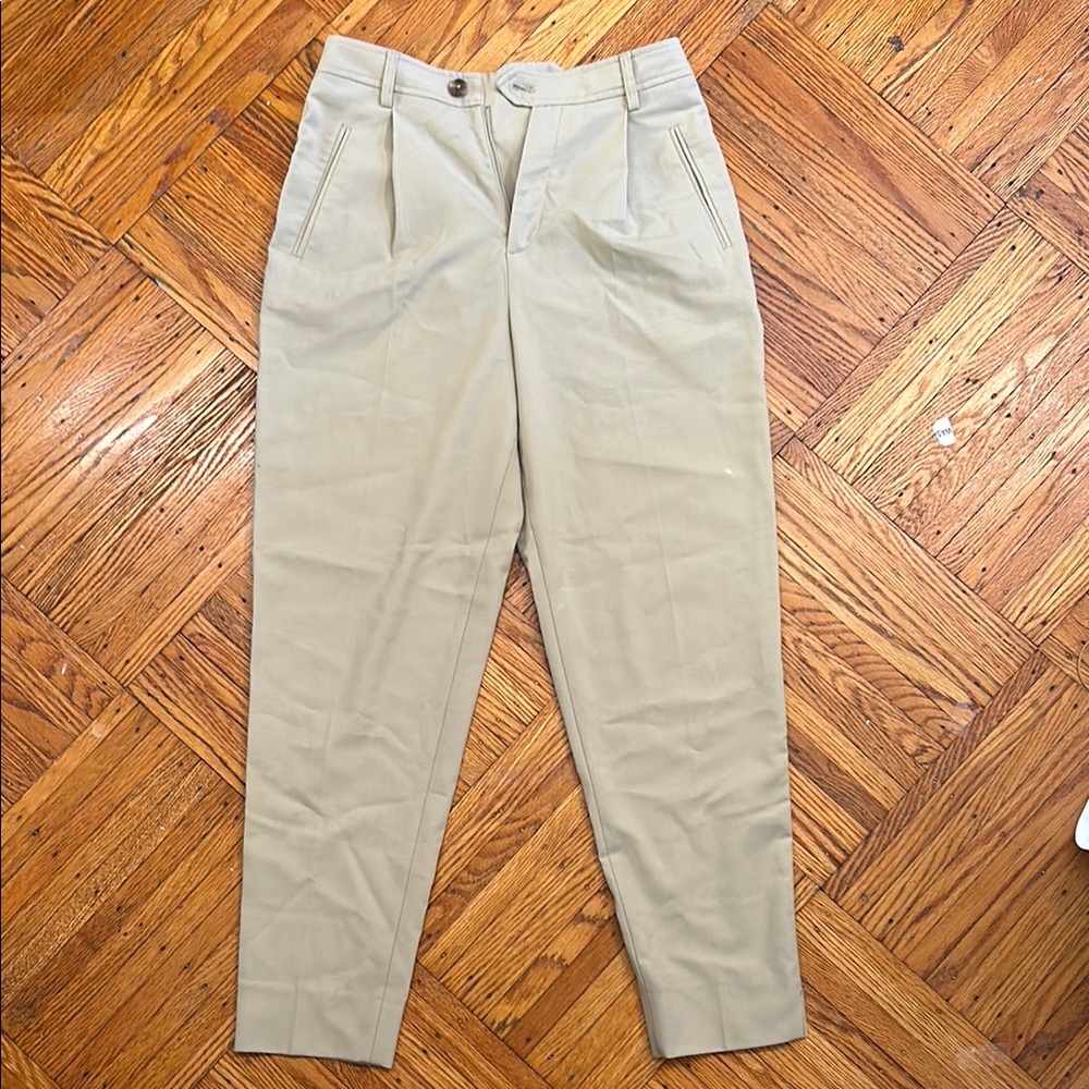 Closed taper leg trouser